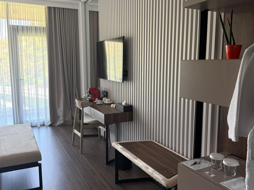 Uji i Ftohte Hotel主图