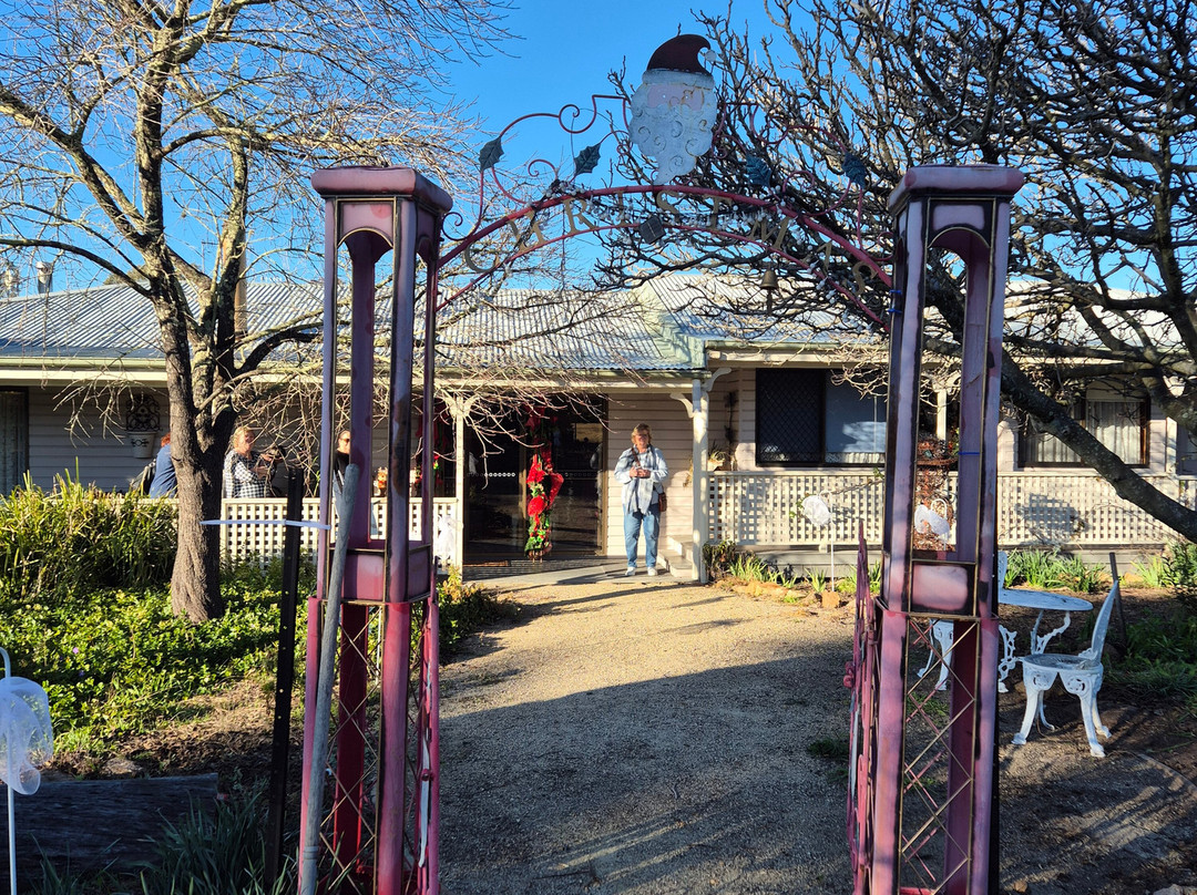 Sabo's On Severn主图