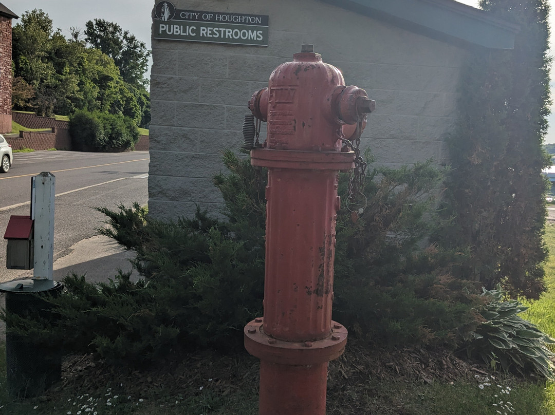 霍顿速 8 酒店主图