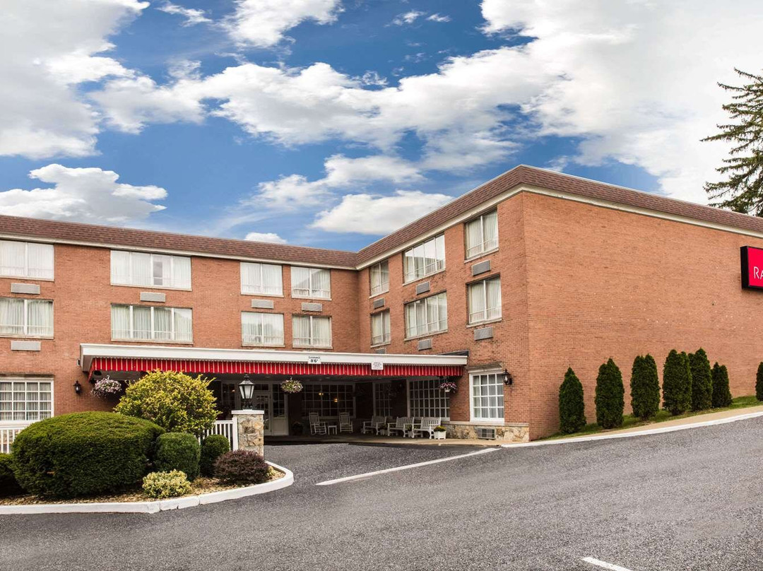 Youngstown酒店住宿-Ramada by Wyndham Ligonier