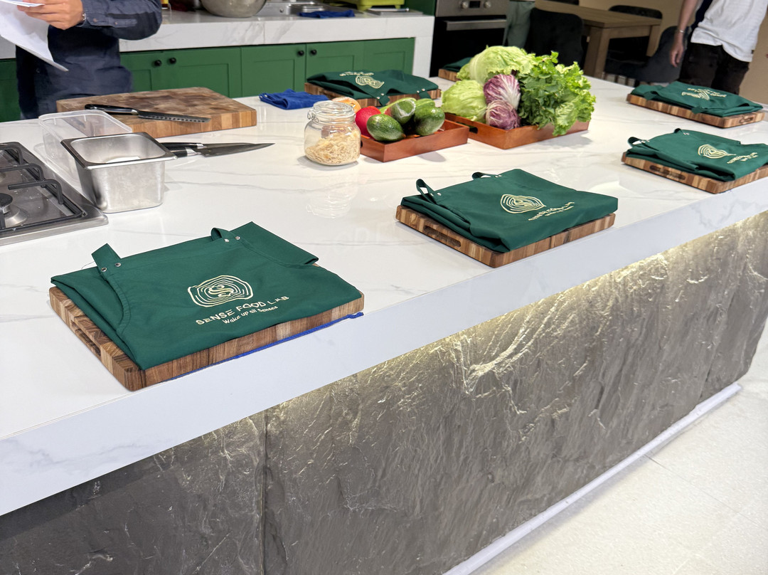 Sense Food Lab-Tay Ho必去景点