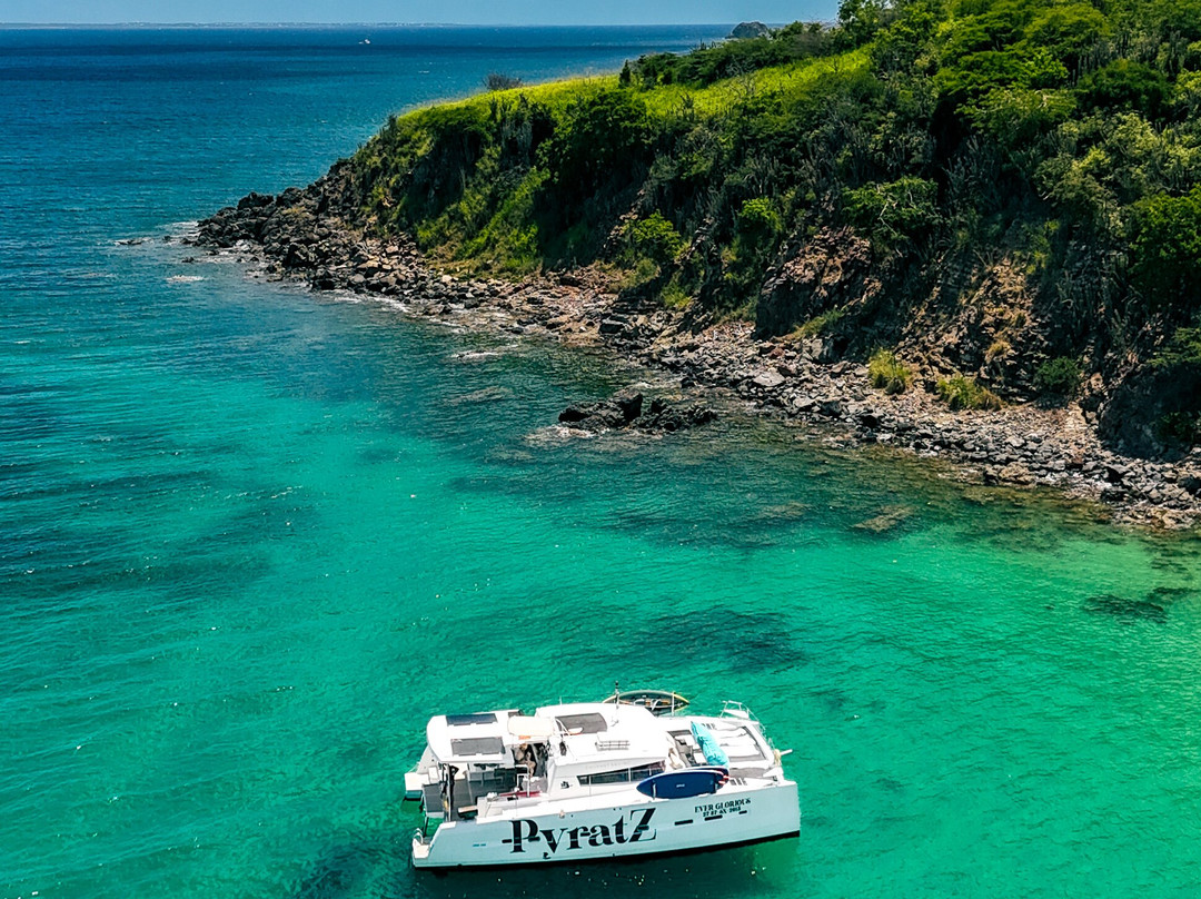 Pyratz, Gourmet Sailing-辛普森湾必去景点