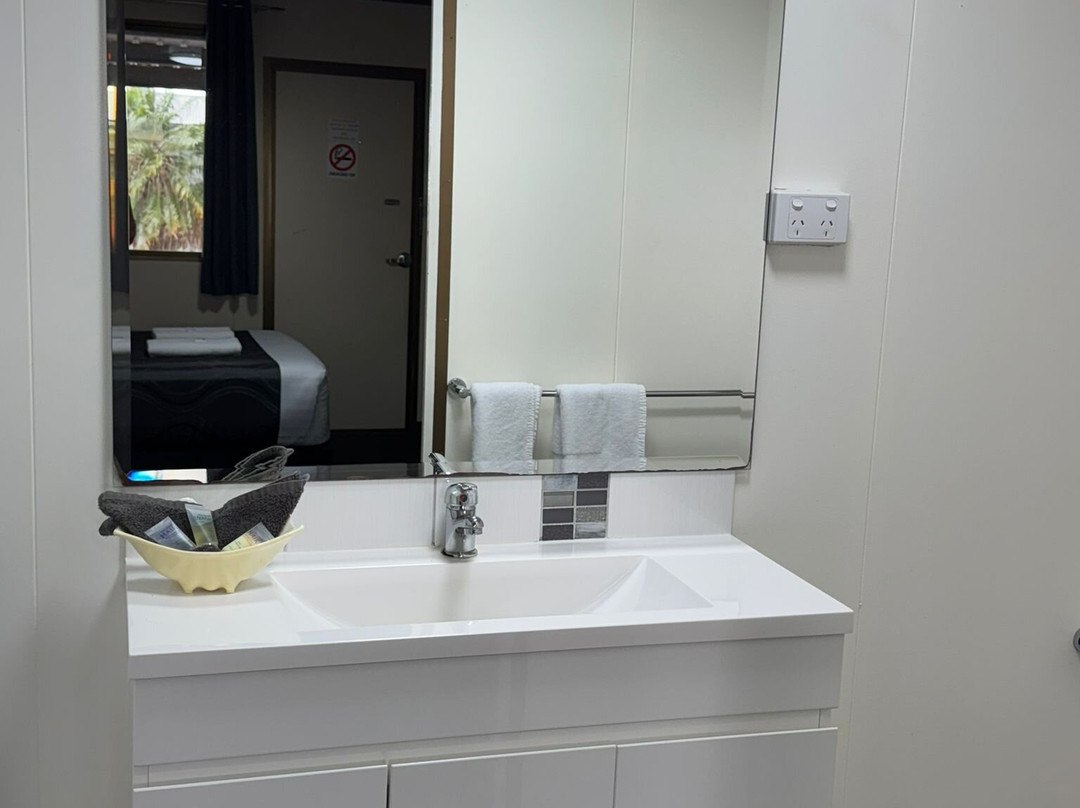 Cattle Camp Motel主图