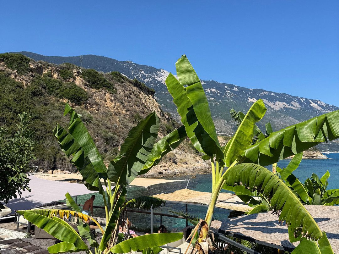 Agios Thomas Beach-Karavados必去景点