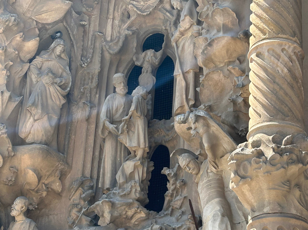 Guia de Turismo Brasileiro em Barcelona-巴塞罗那必去景点