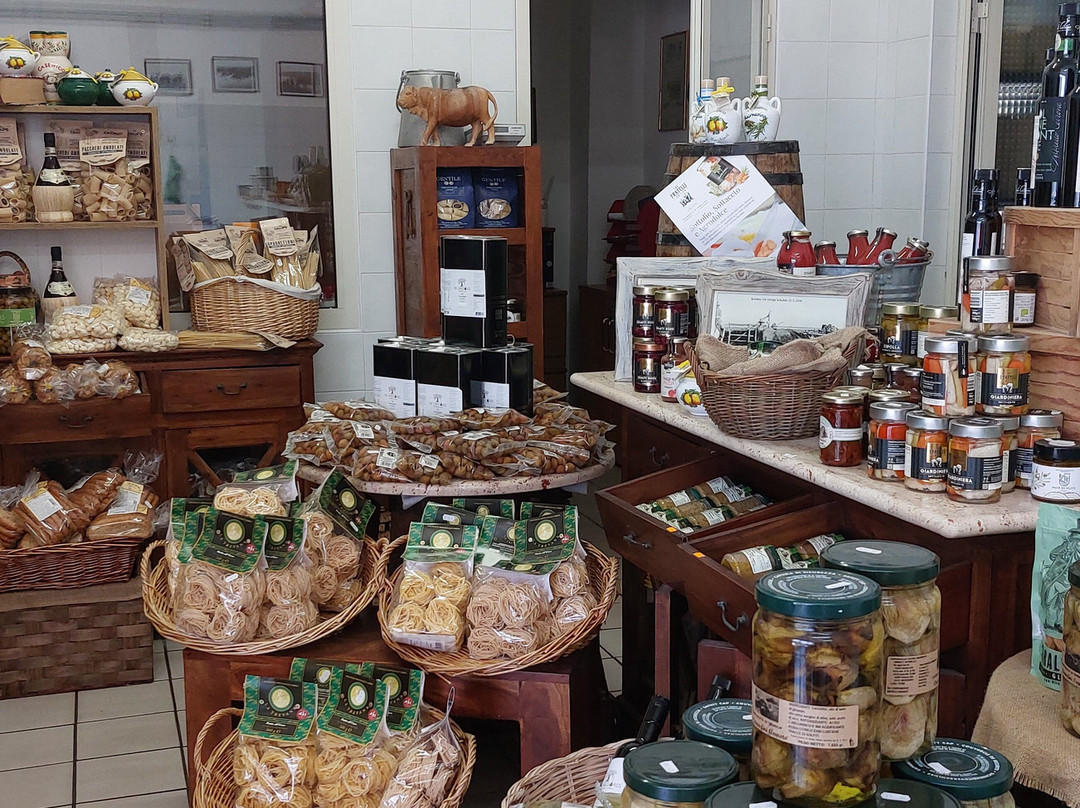 Caseificio Macchiusi Monica E Antonio