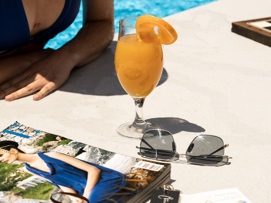 Chrisovalanto Hotel主图