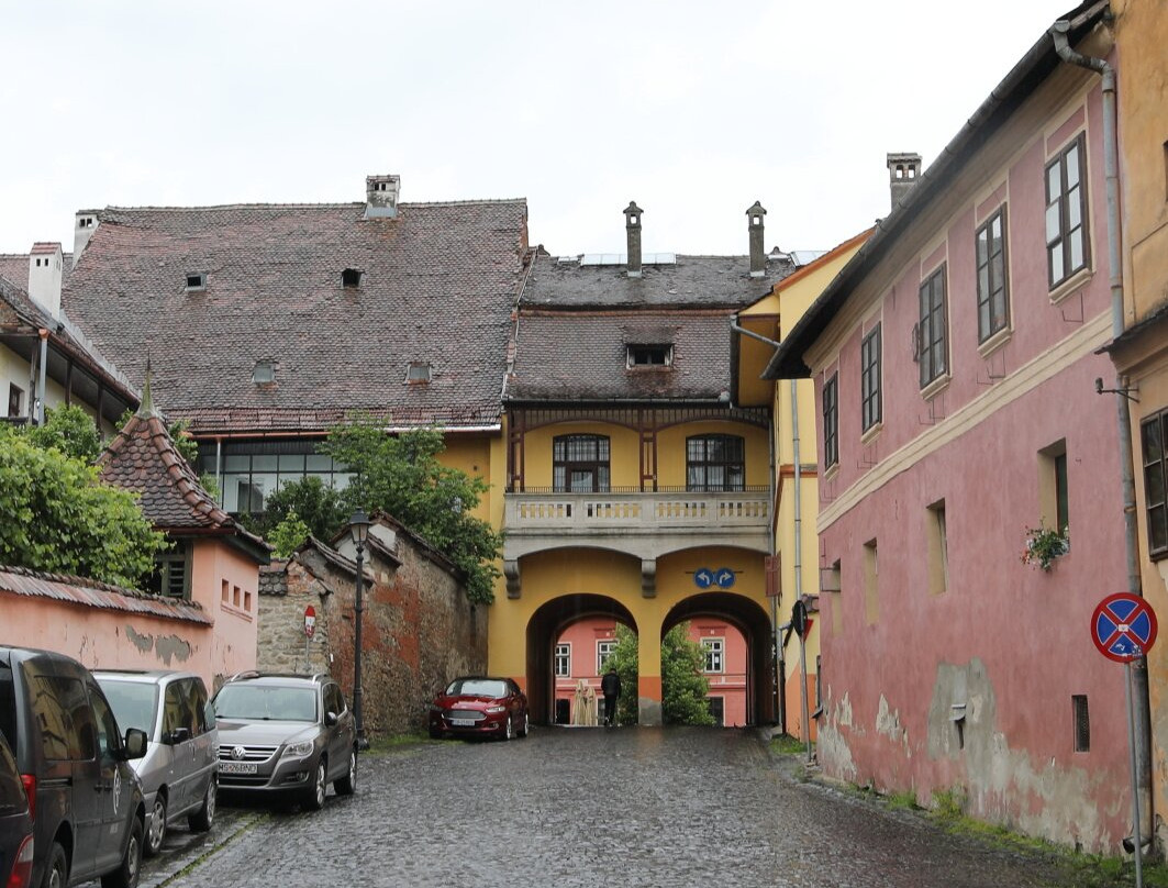 Catherine's Gate-锡吉索拉必去景点