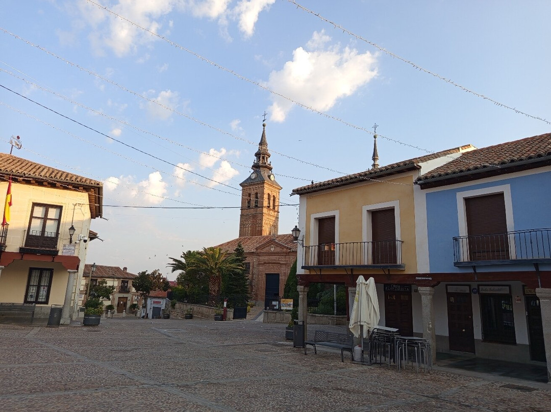 Plaza de Segovia-纳瓦尔卡尔内罗必去景点