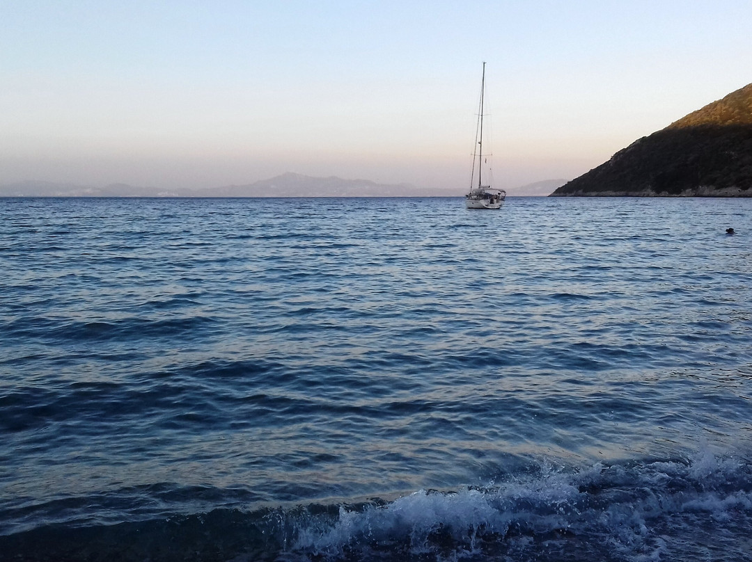 Mourtia Beach-Vathy必去景点