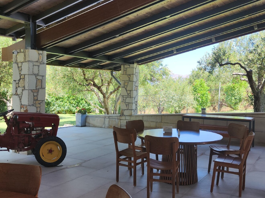 Karavitakis Winery-Kolymbari必去景点