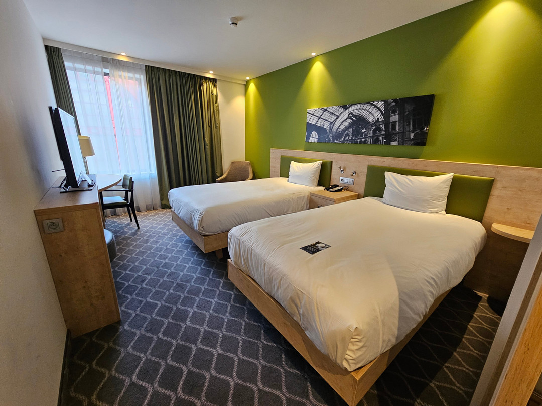 Hampton by Hilton Antwerp Central Station主图
