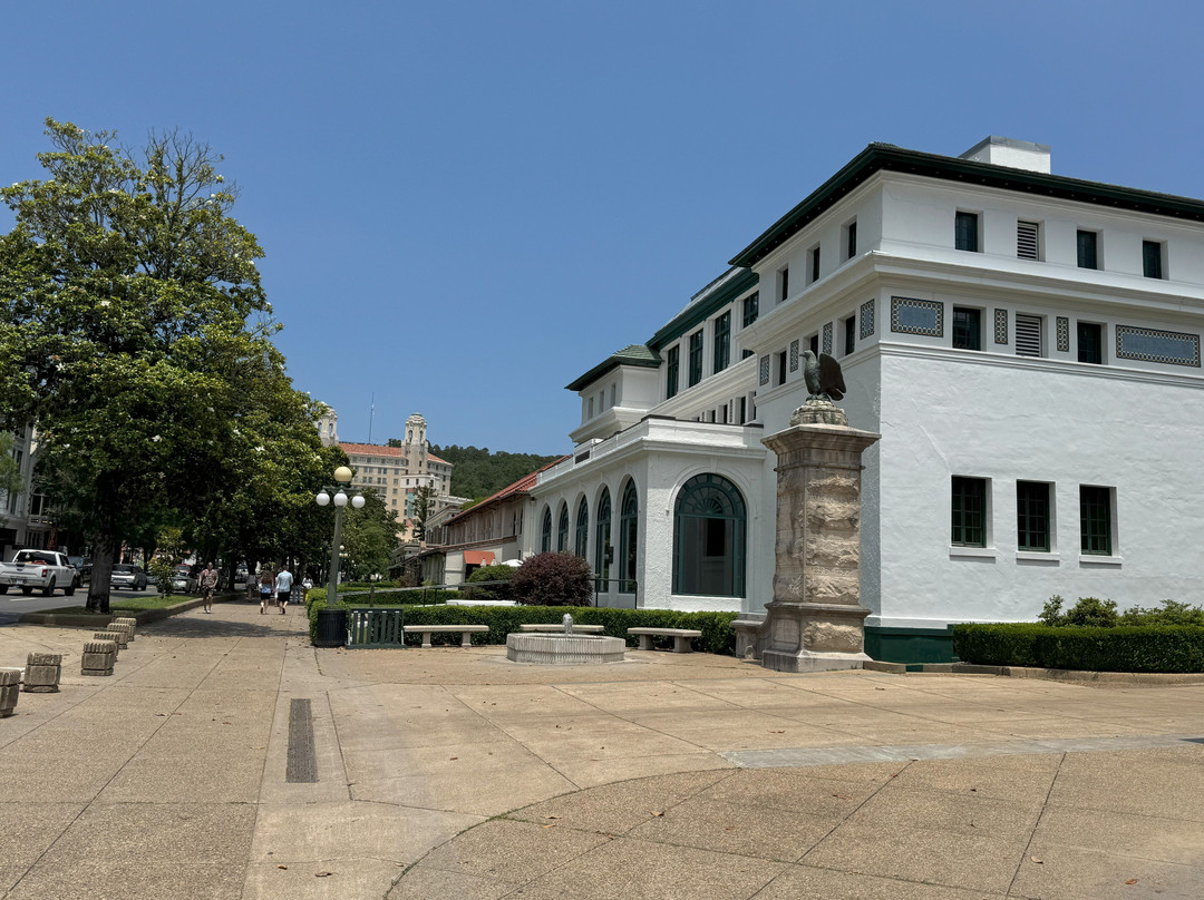 Buckstaff Bathhouse-温泉城必去景点