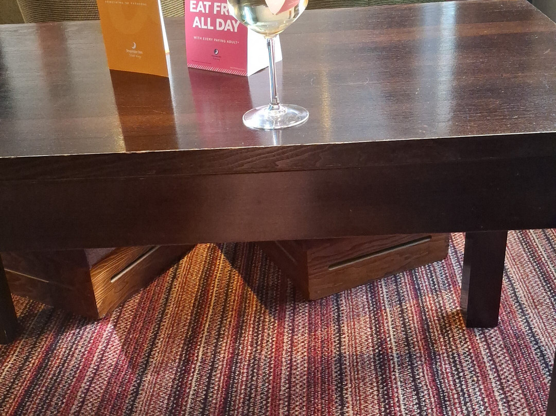 Premier Inn Manchester Bury hotel主图