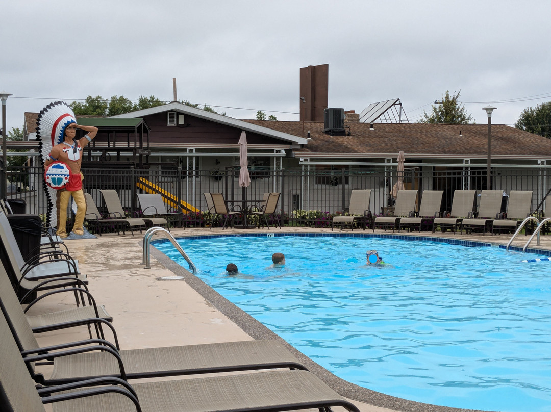 黑鹰汽车旅馆主图