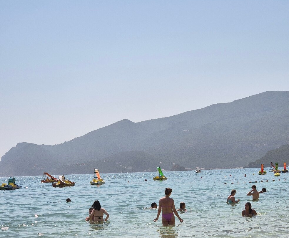 Figueirinha Beach-Portinho da Arrabida必去景点
