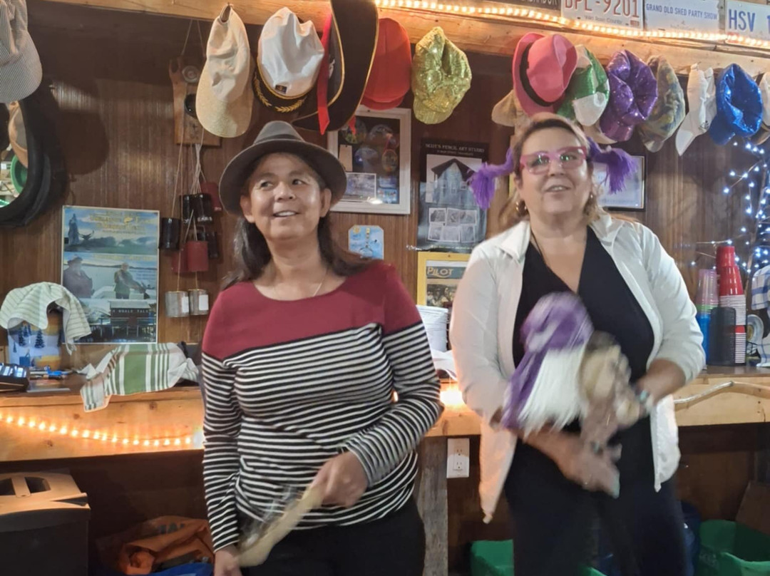 Grand Old Shed Party Show-Twillingate必去景点