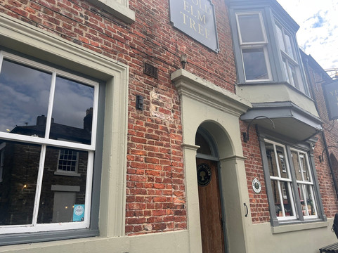 Ye Old Elm Tree-达勒姆必去景点