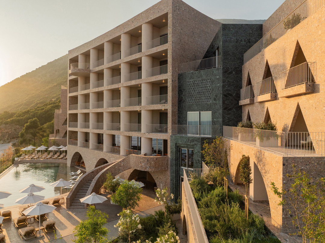 Green Coast Hotel MGallery Collection