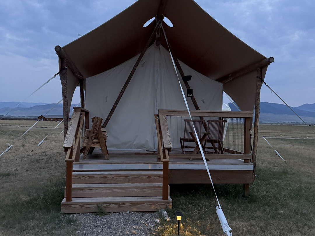 Under Canvas North Yellowstone - Paradise Valley主图