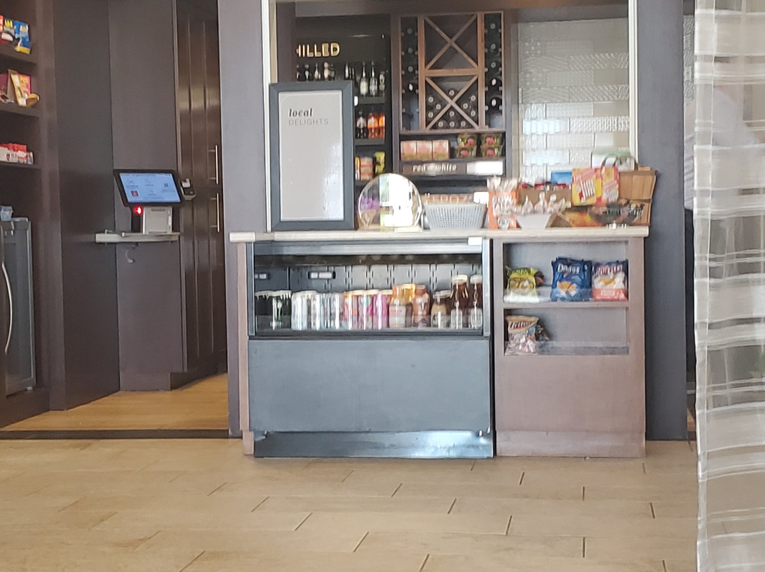 沃特敦/千岛希尔顿花园酒店主图