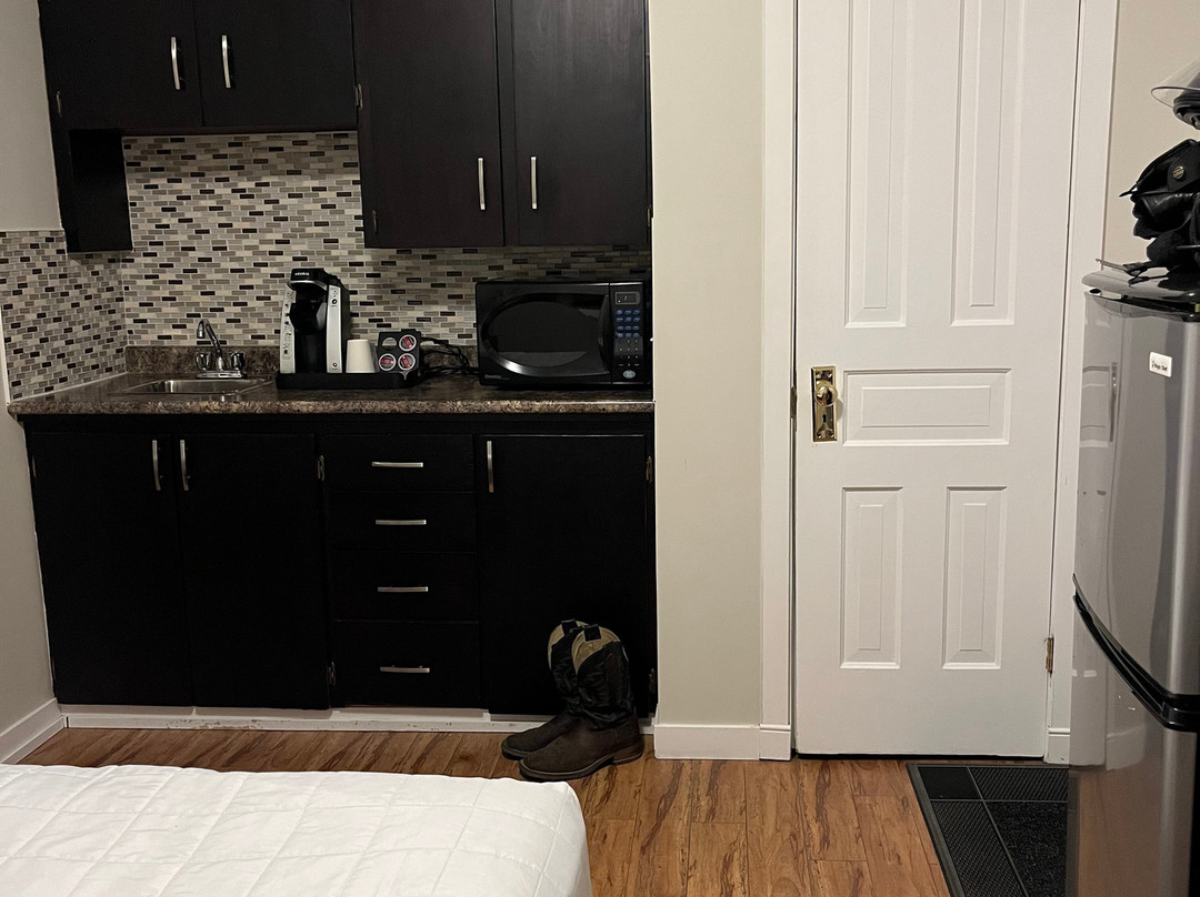 Almo Court Motel主图