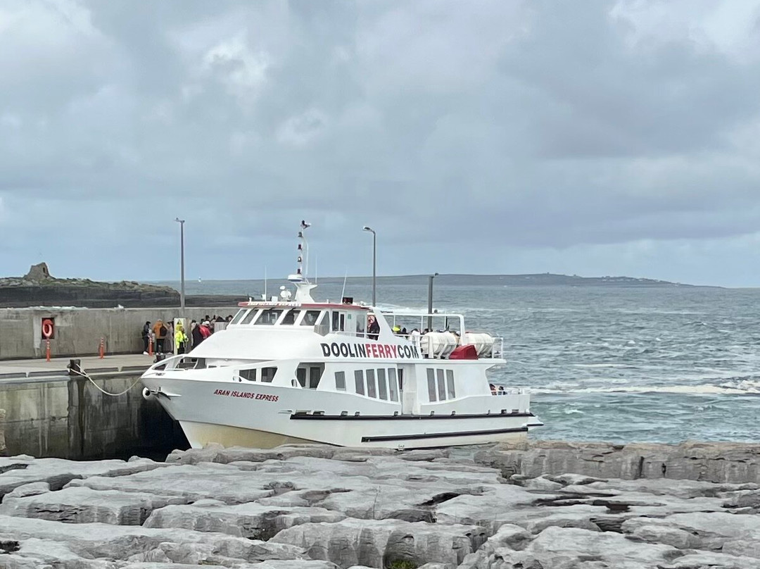 Peter Mooney Tours & Executive Travel-Lisdoonvarna必去景点