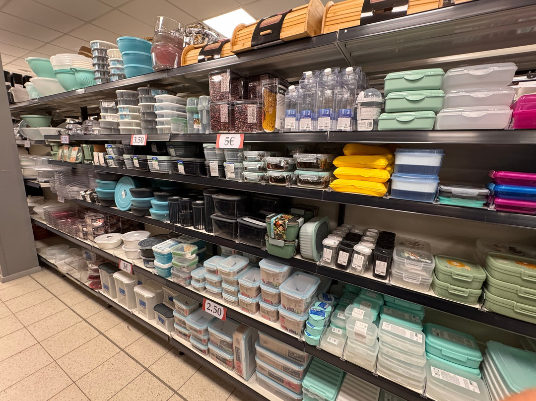 Woolworth-Hofgeismar必去景点