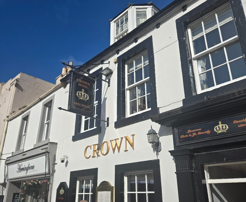 The Crown Hotel主图