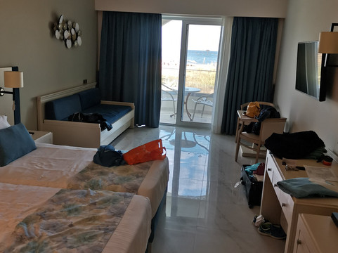 凡塔利斯宫酒店主图