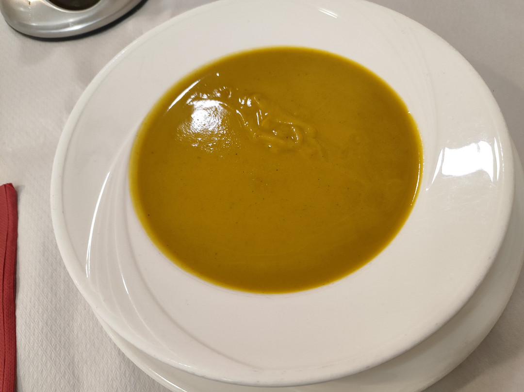 Santibanez el Bajo酒店住宿-Hostal Ciudad de Caparra