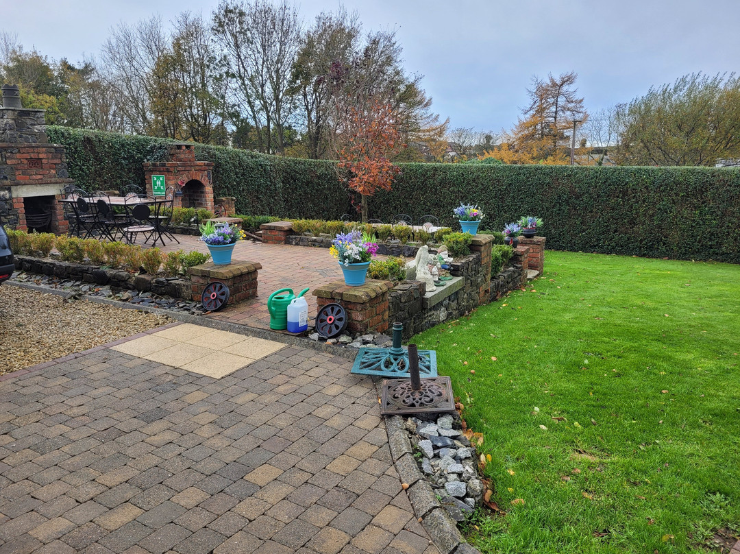 Riverside Lodge B & B主图