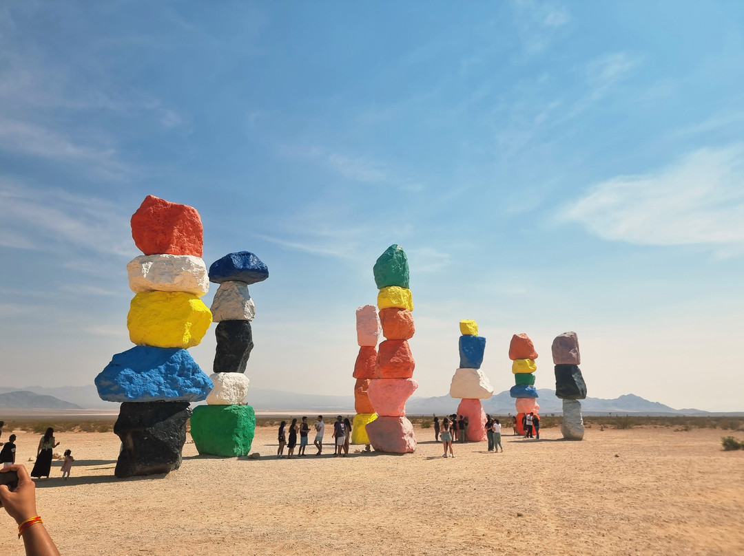 Seven Magic Mountains-Jean必去景点