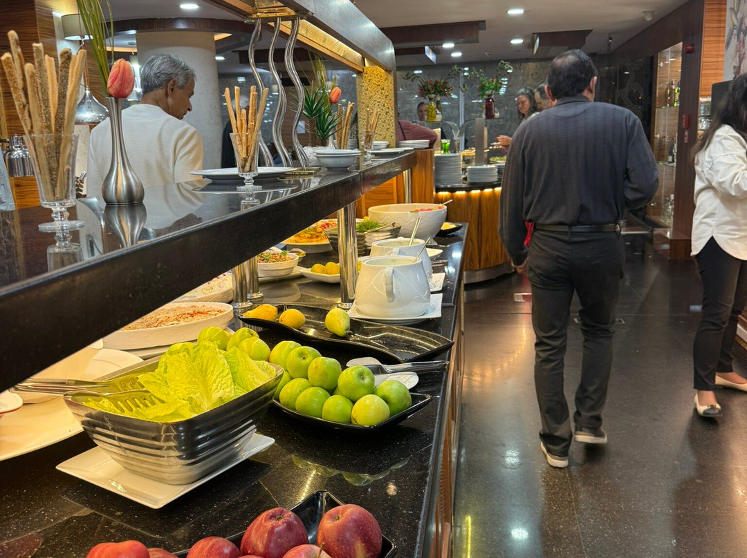 New Park Hotel主图