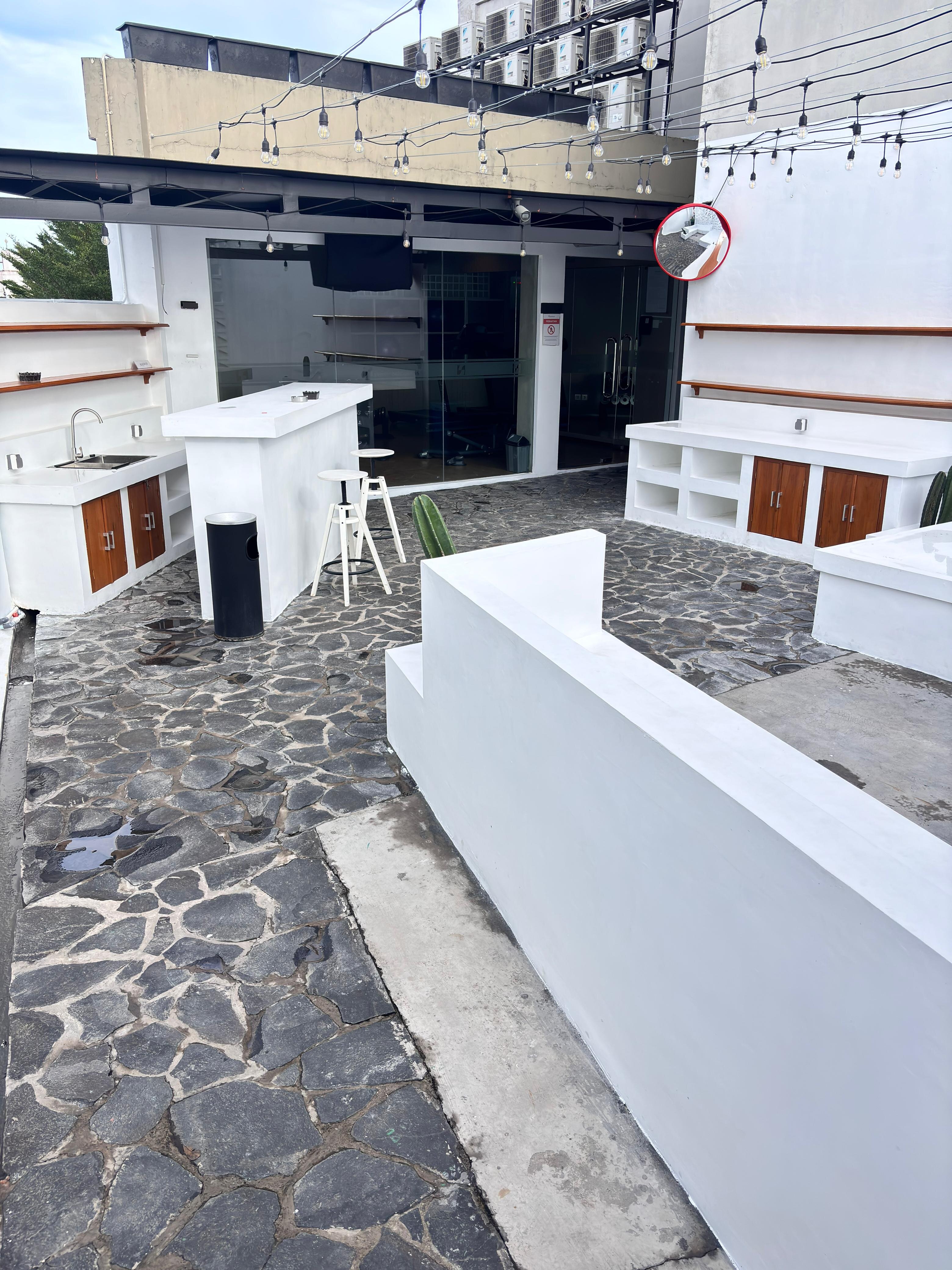 Swiss-Belexpress Cilegon-泳池