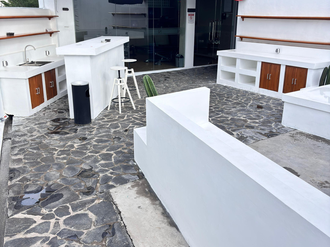 Swiss-Belexpress Cilegon主图