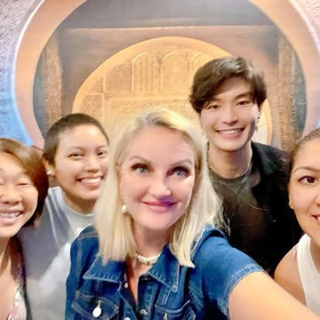 Debbie Creagh International Psychic Medium-曼谷必去景点