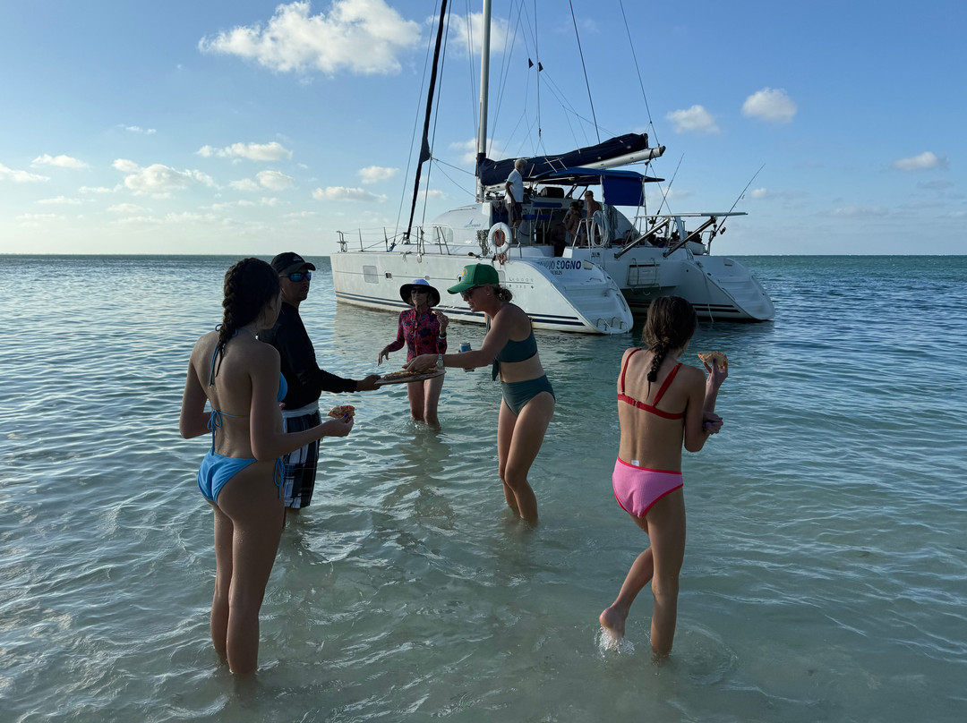 Sail With Friends Cayman-乔治城必去景点