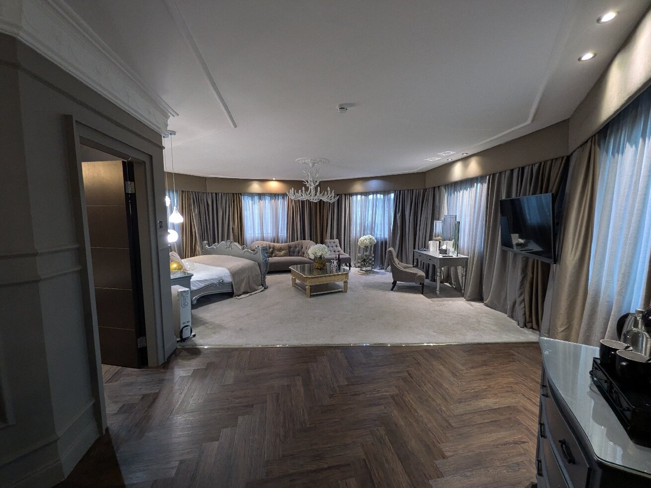 Derwent Manor Boutique Hotel-官方