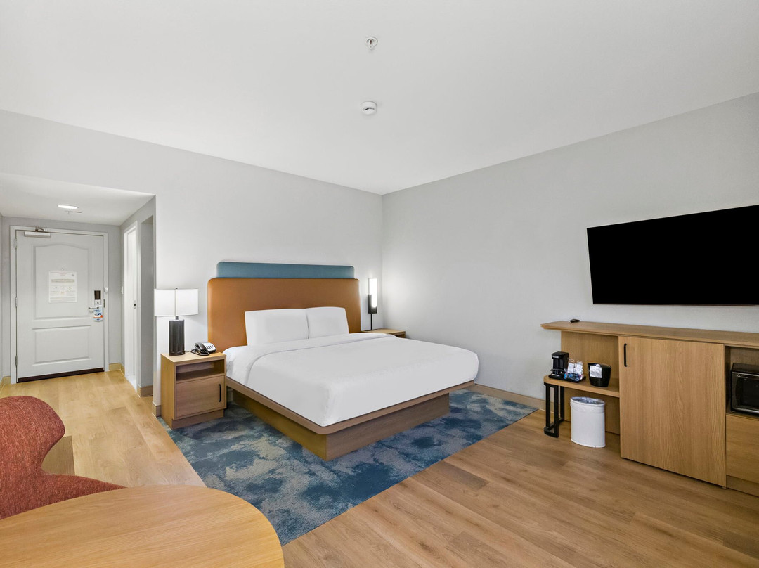 Hampton Inn & Suites Lancaster主图