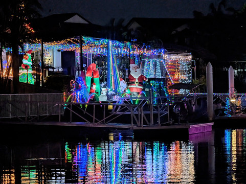 Beachcomber Charters-黄金海岸必去景点