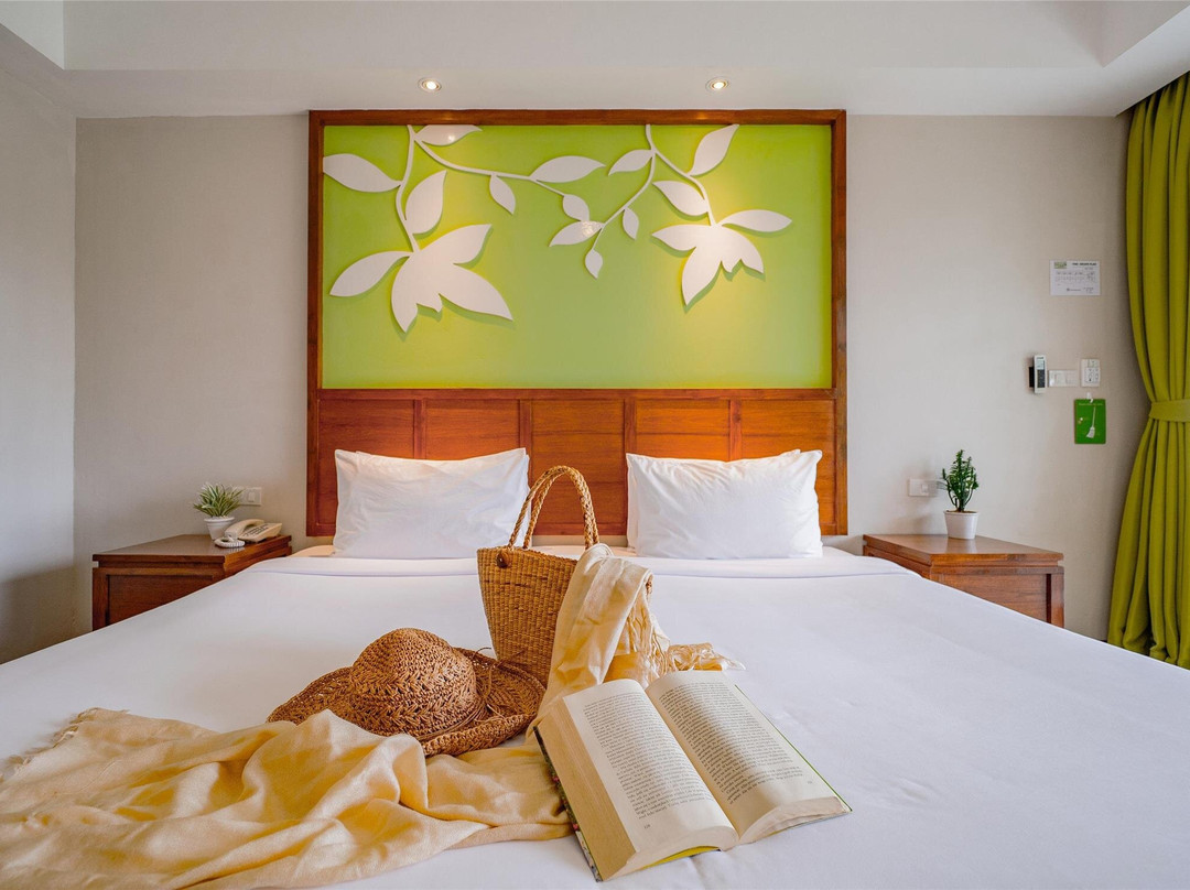 绿叶海滨度假村主图