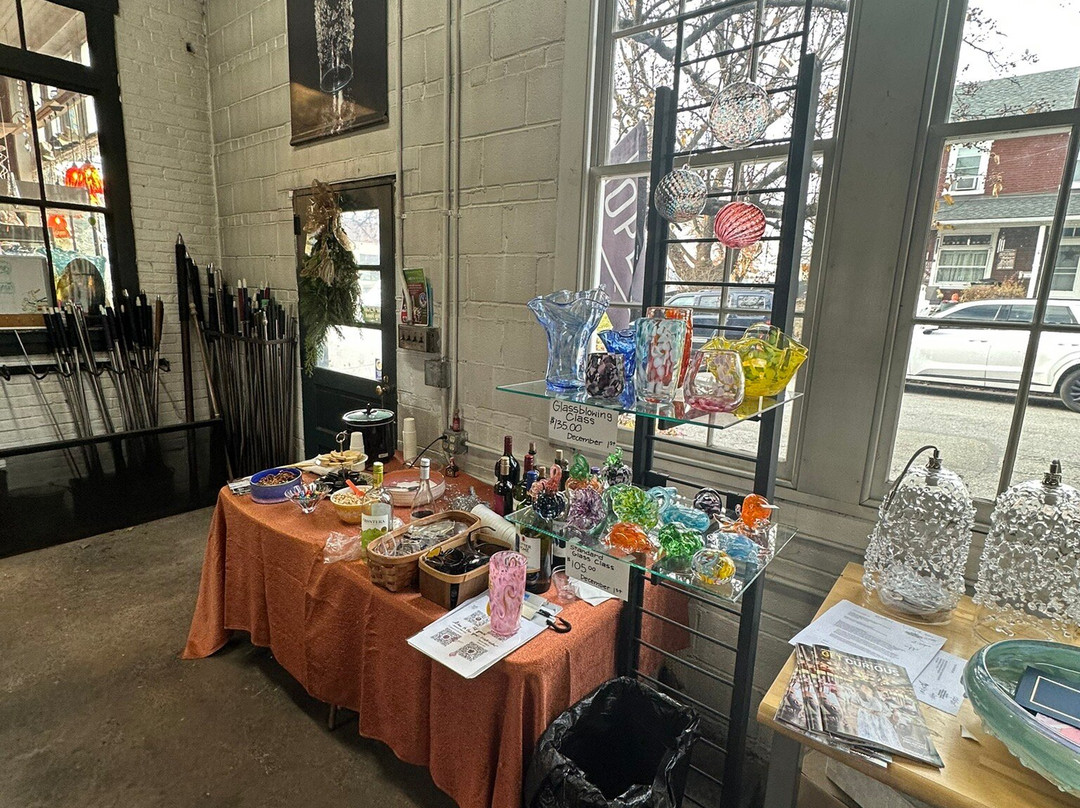 Taylor Backes Glass Blowing-Boyertown必去景点