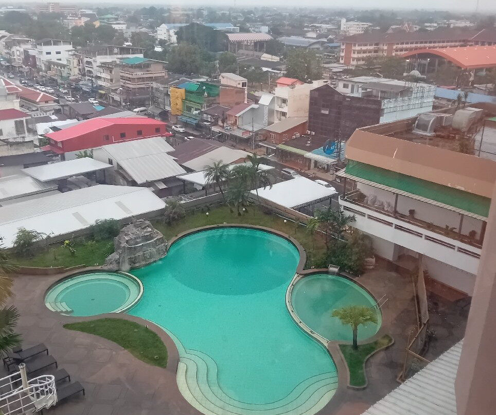 彭世洛托普兰酒店主图