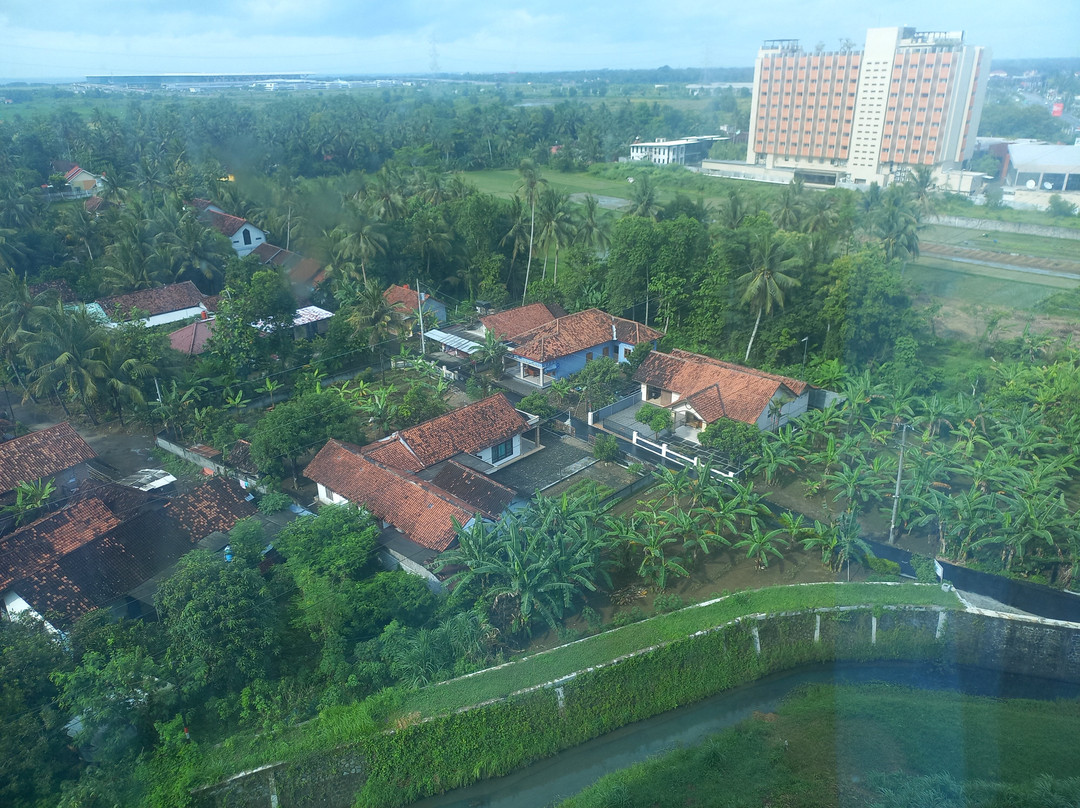 日惹国际机场库隆普洛戈诺富特酒店