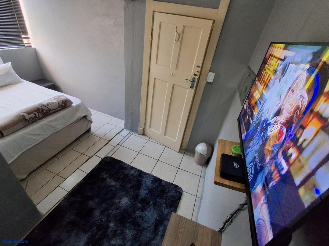 M J GuestHouse
