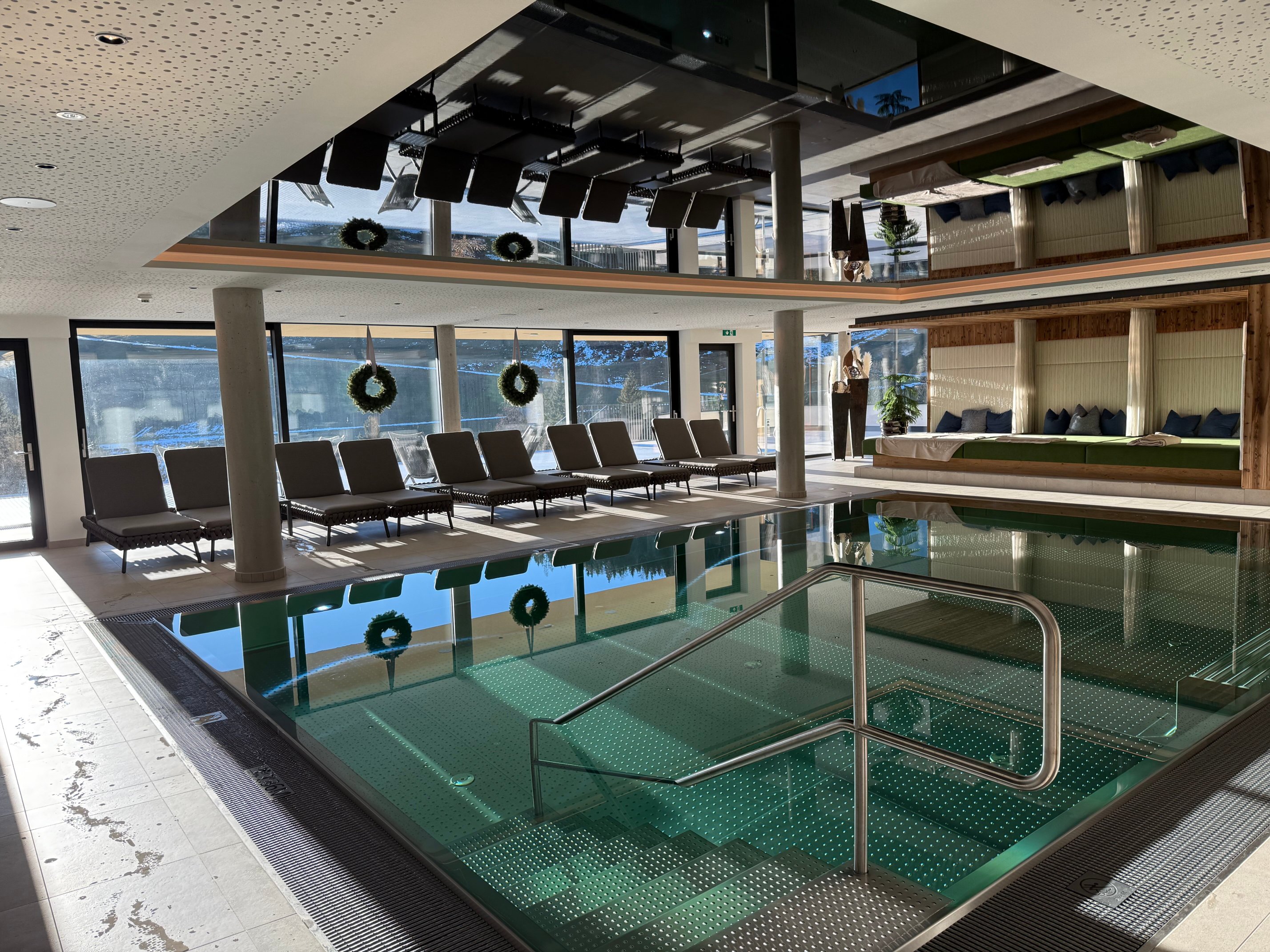 Hotel ...mein Neubergerhof-泳池