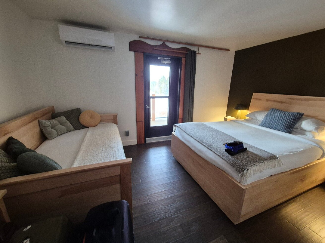 Auberge Saint-mathieu主图