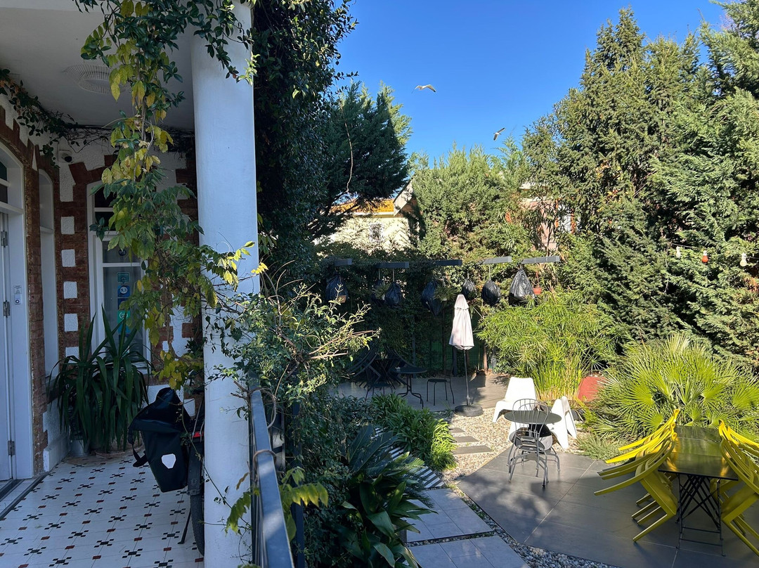 Serguzest Otel主图