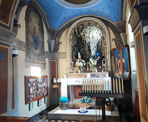 Chiesa della Madonna di Lourdes-Borno必去景点